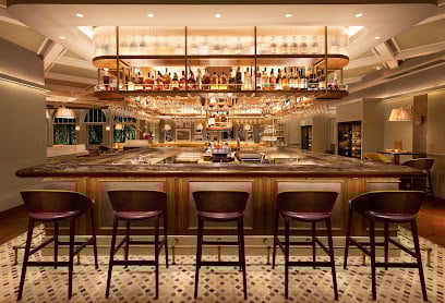 Henry’s Palm Beach  