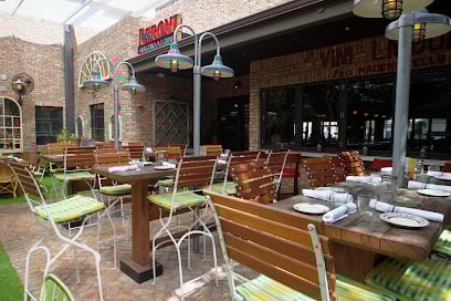 Louie Bossis Ristorante Bar Pizzeria